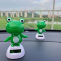 Solar Powered Dancing Frog Car Dashboard Decoration Funny Head
