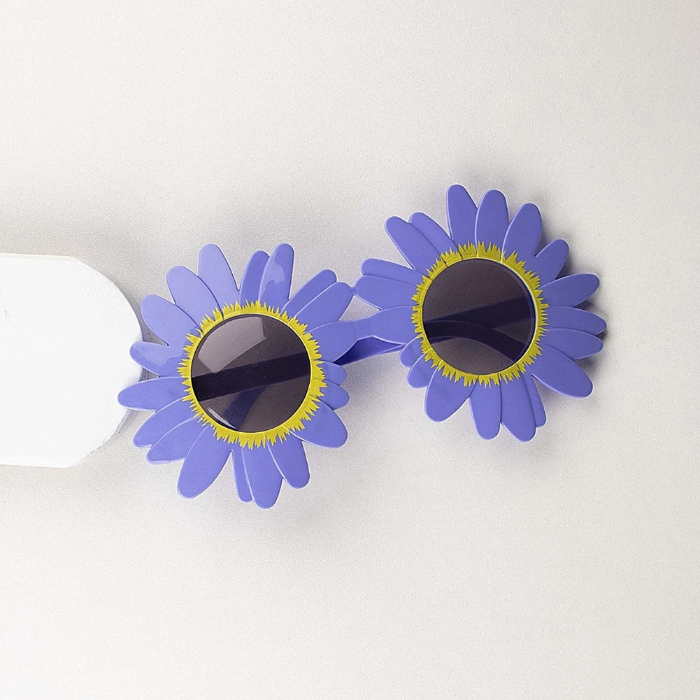 Sunglasses With Creative Floral Design Ideal For Summer Outfits And