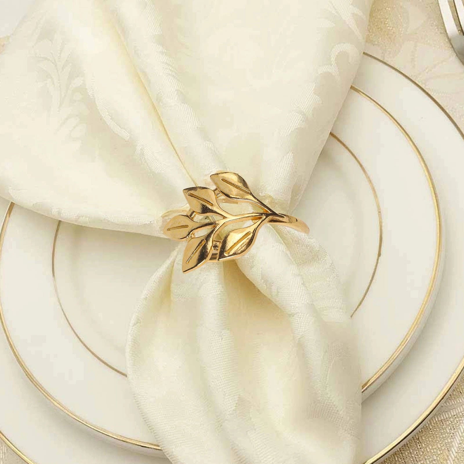 20 Gold Napkin Rings With Intricate Leaf Pattern For Table Napkin