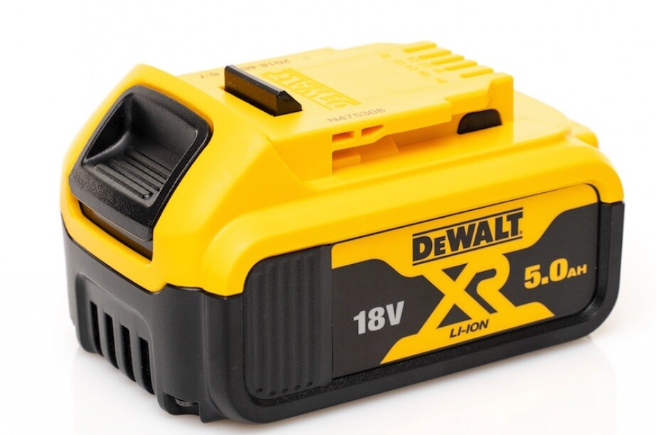 DeWalt XR 5.0Ah Li-Ion Battery DCB184