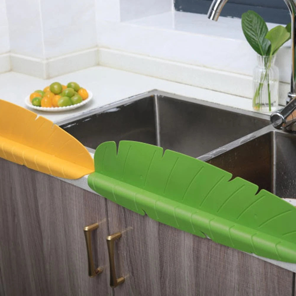 Antisplash Sink Pp Material Waterproof Dishwashing Banana Leaf Design