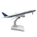 New 1/350 Scale China Southern B777 Diecast Alloy Airplane Model