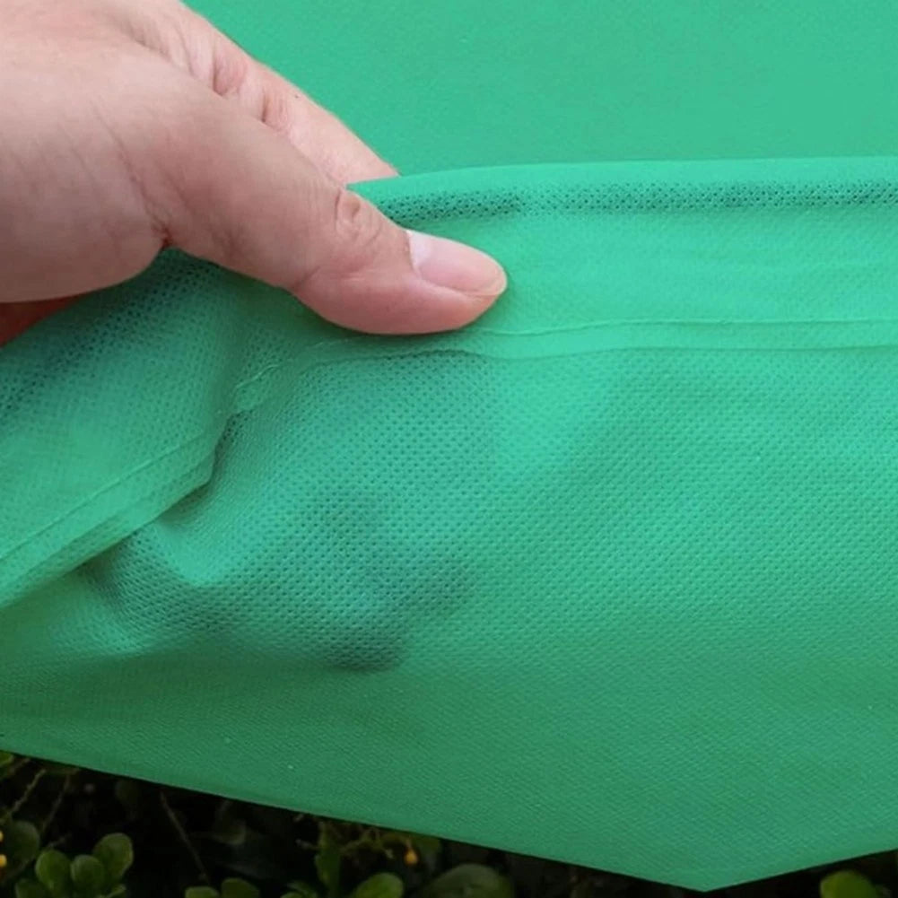 Plant Frost Cover Rectangle Nonwoven Fabric Protects Plants From Cold