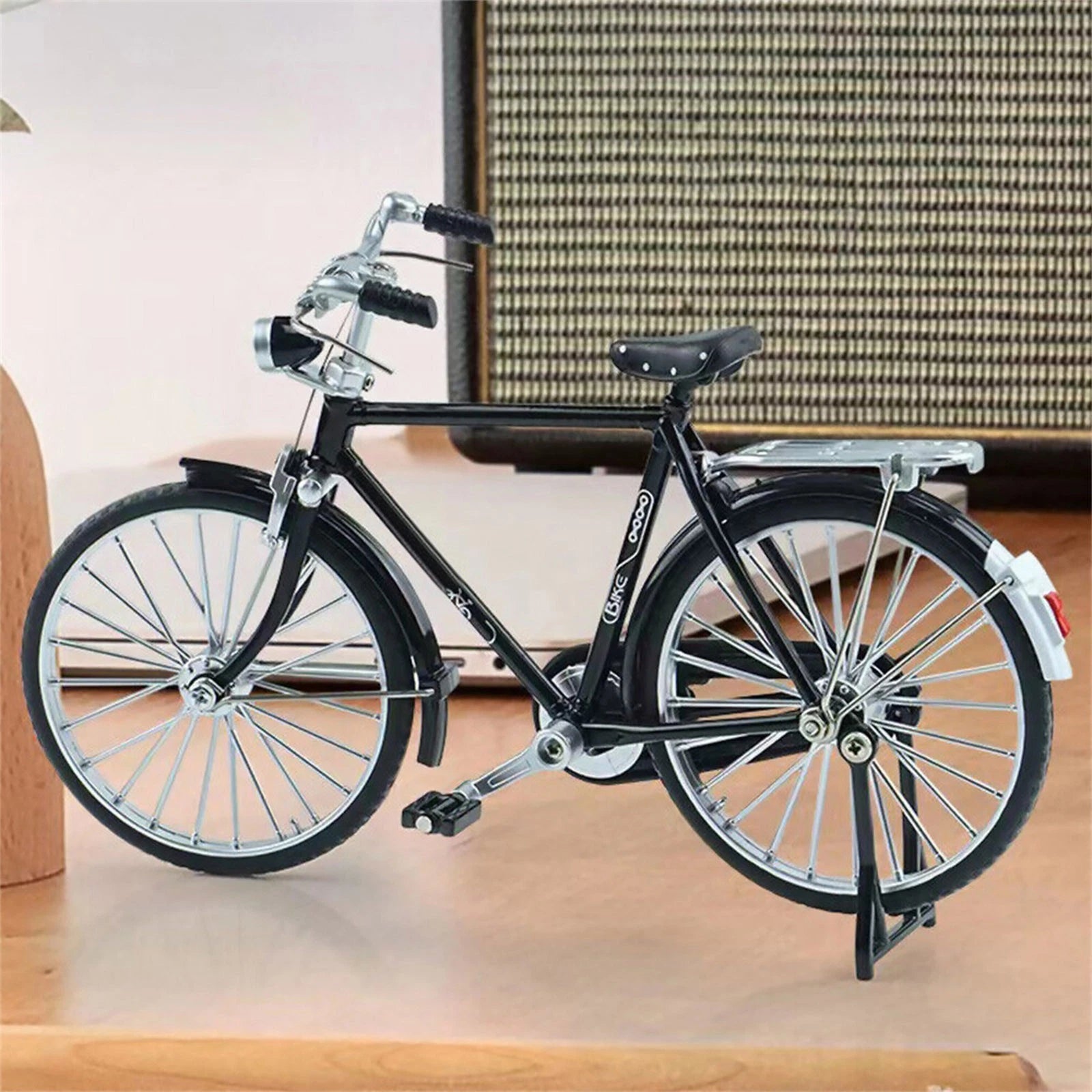 1:10 Miniature Metal Bicycle Model Mini Bicycle Decoration Dolls 1/10