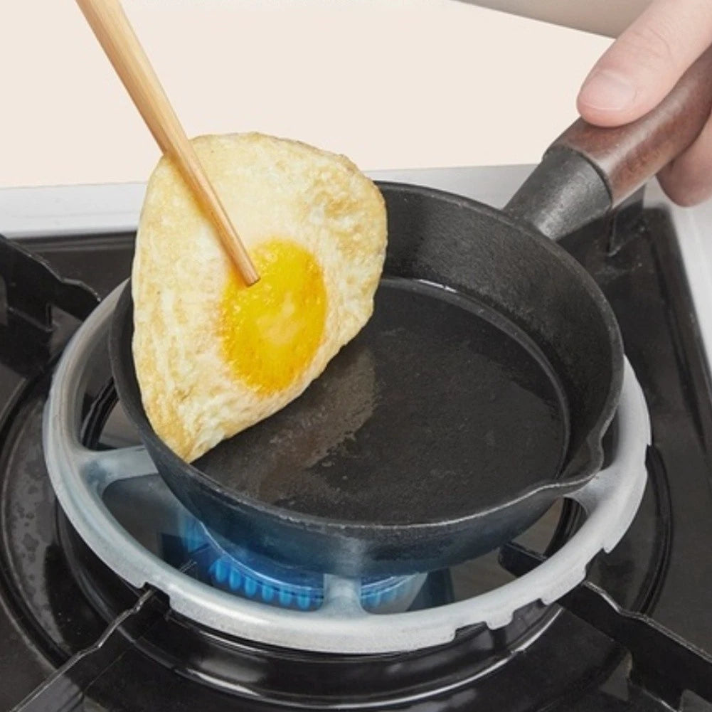 Cast Iron Oil Pouring Pan With Walnut Handle For Oil Vinegar Dressings