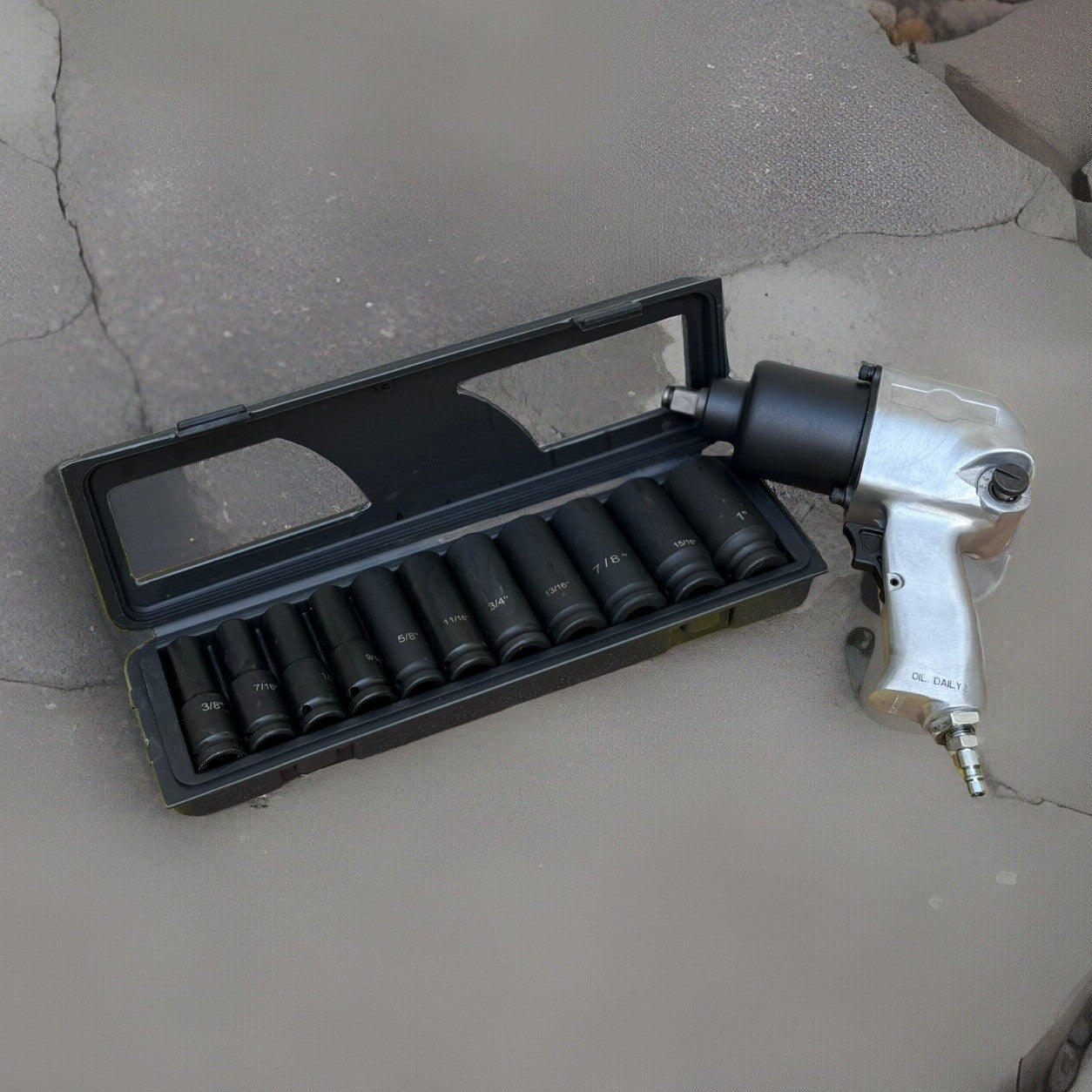 1/2” Dr. Reversible Air Impact Wrench 530 Ft/Lbs W/12pcs SAE Sockets 3/8” To 1”