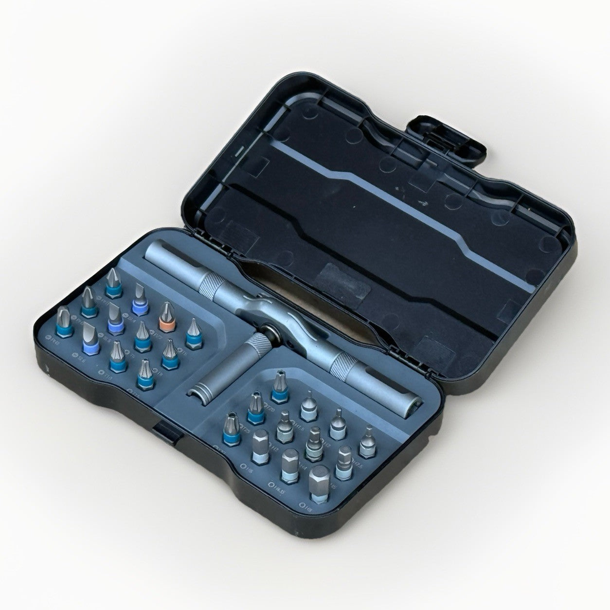 24pc Ratchet Magnetic Screwdriver Set by Unbranded