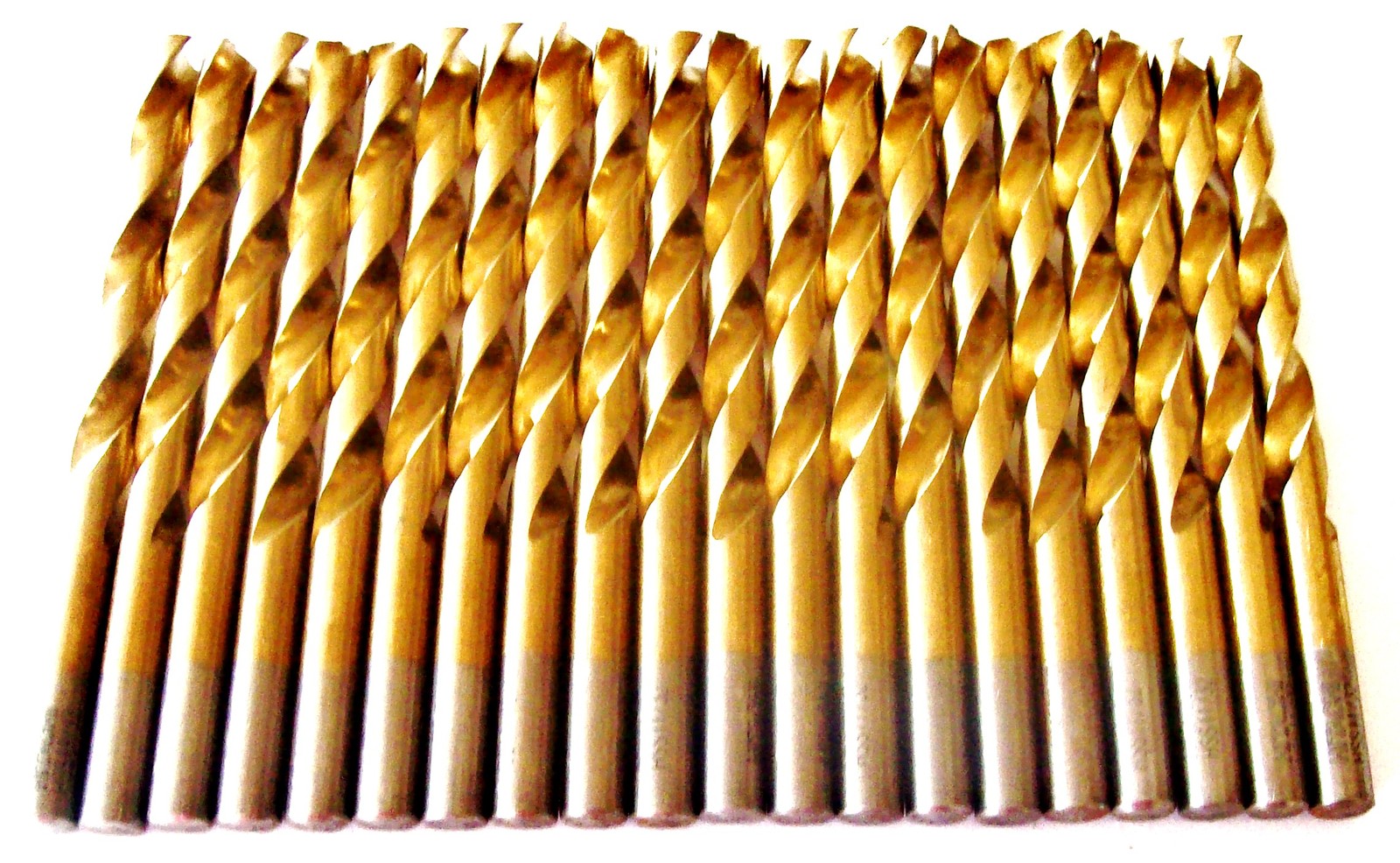 20 HITACHI TITANIUM 11/32" HIGH SPEED STEEL DRILL BITS