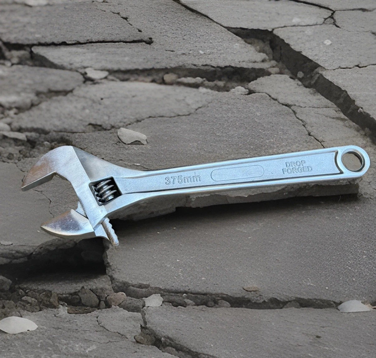 15" Adjustable Wrench375mm, 1-3/4” Jaw Opening Drop Forged Steel,