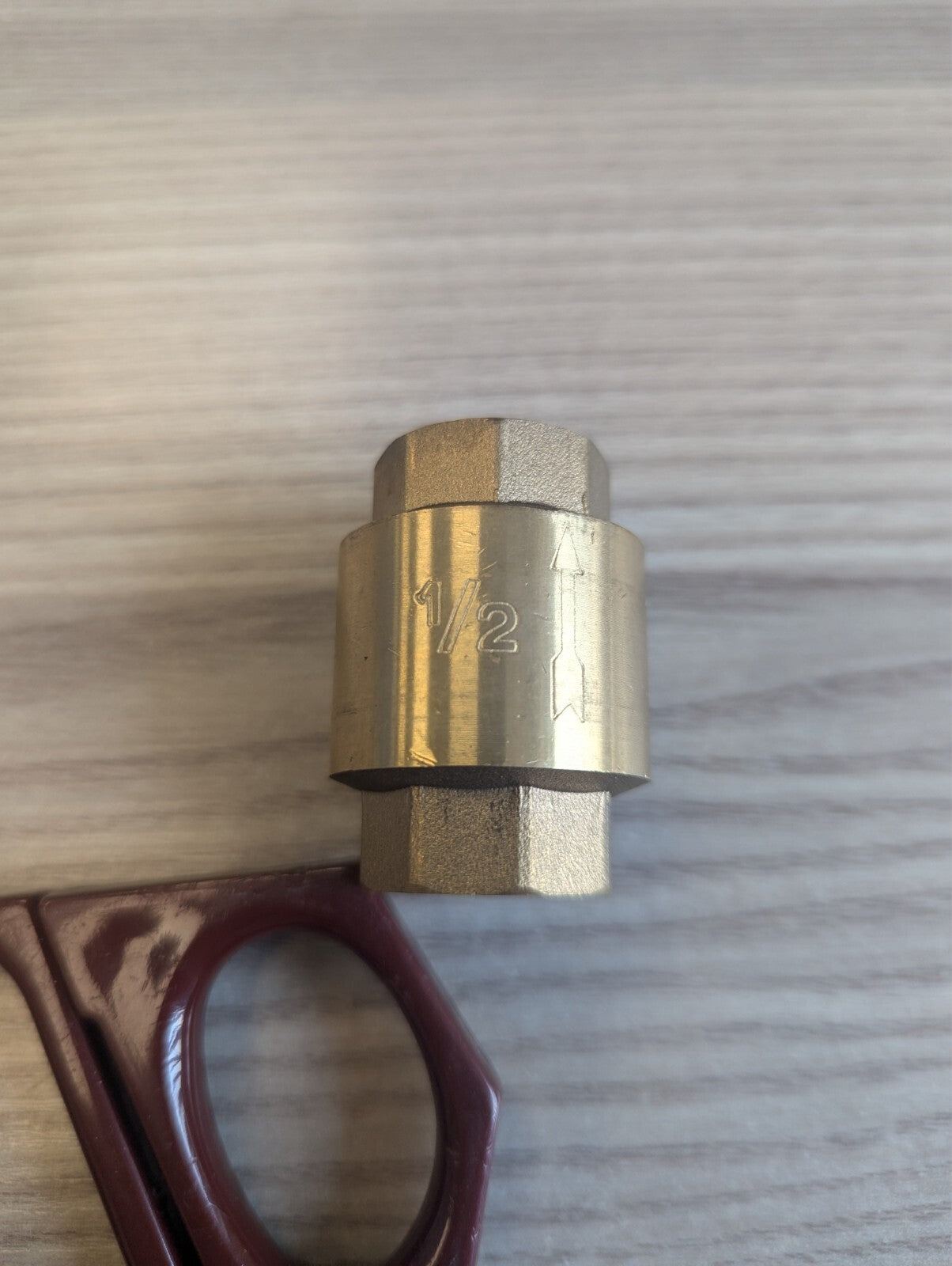 Universal SAS Valve 1/2, 12 Pack