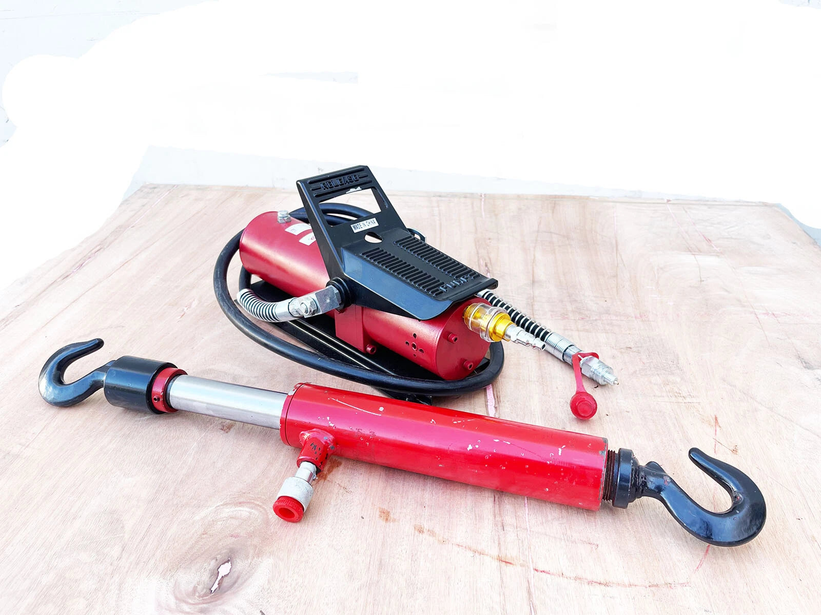 Combo 10 Ton Porta Power Hydraulic Pull Back Ram Hooks W/AIR