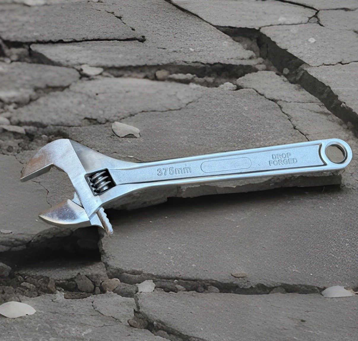 15" Adjustable Wrench375mm, 1-3/4” Jaw Opening Drop Forged Steel, Chrome Plated,